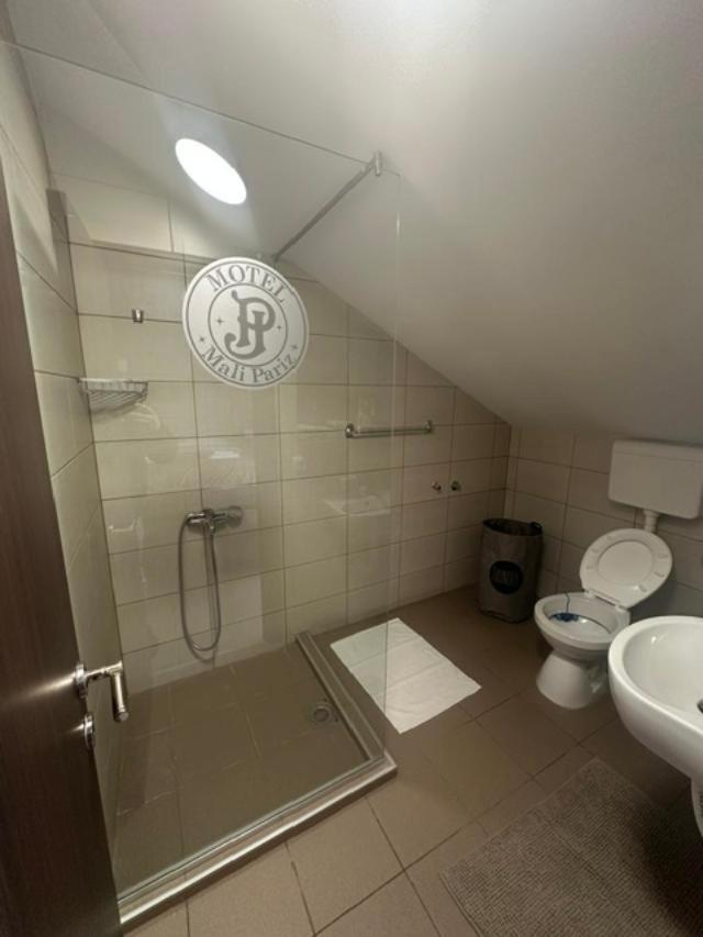 Jp Motel Mali Pariz Μπορ Εξωτερικό φωτογραφία