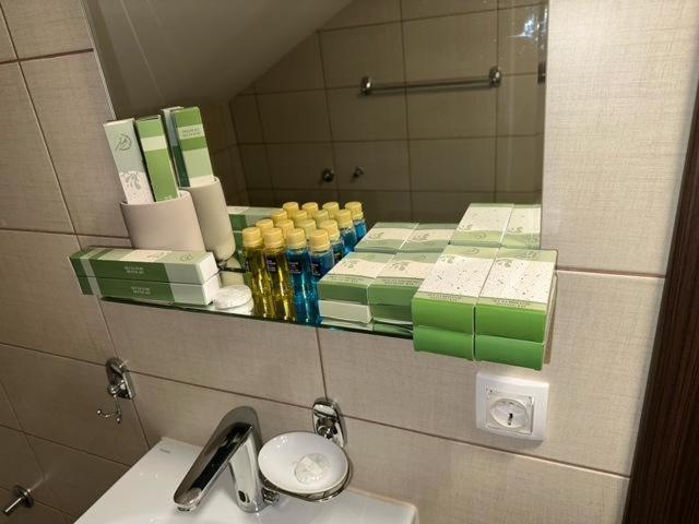 Jp Motel Mali Pariz Μπορ Εξωτερικό φωτογραφία
