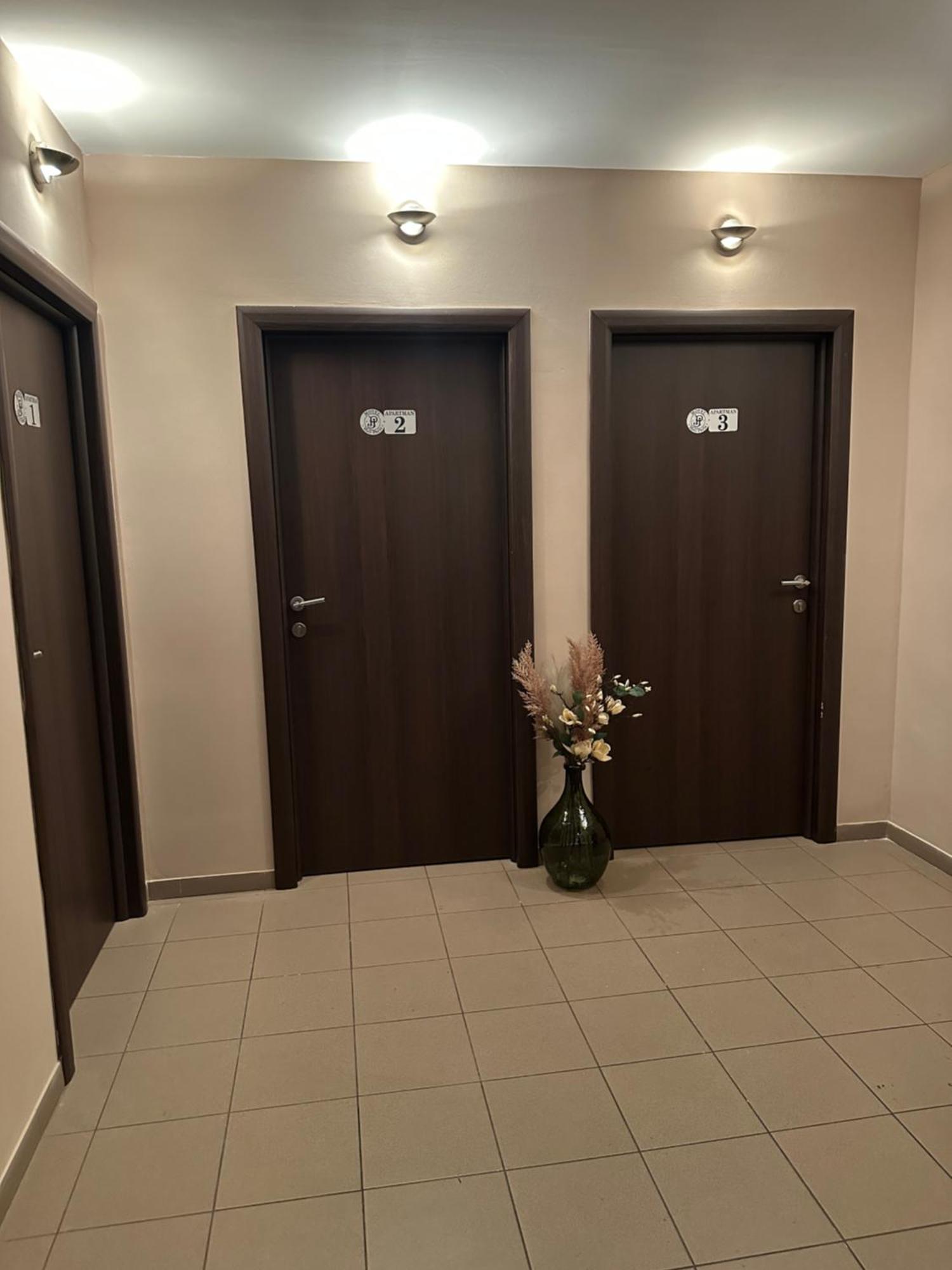 Jp Motel Mali Pariz Μπορ Εξωτερικό φωτογραφία